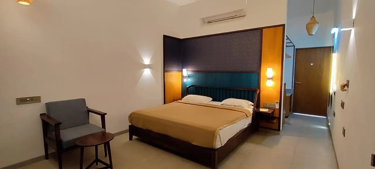 Farmsyde private pool villa in Igatpuri