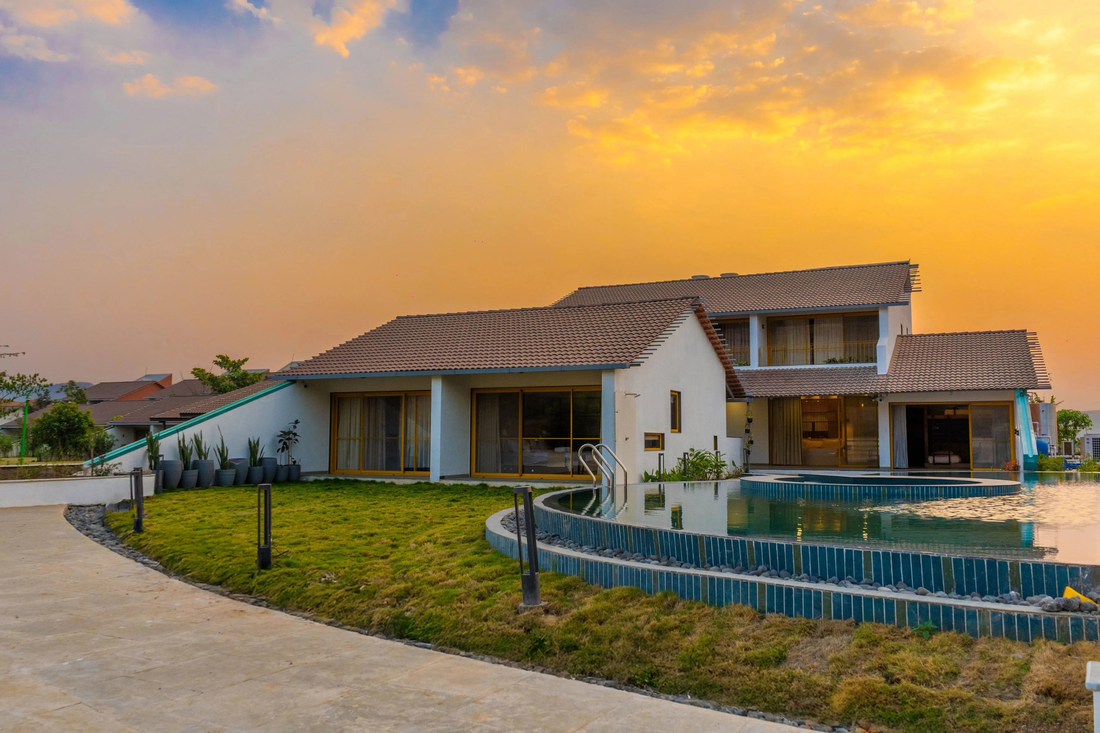 villa in Igatpuri with swimming pool