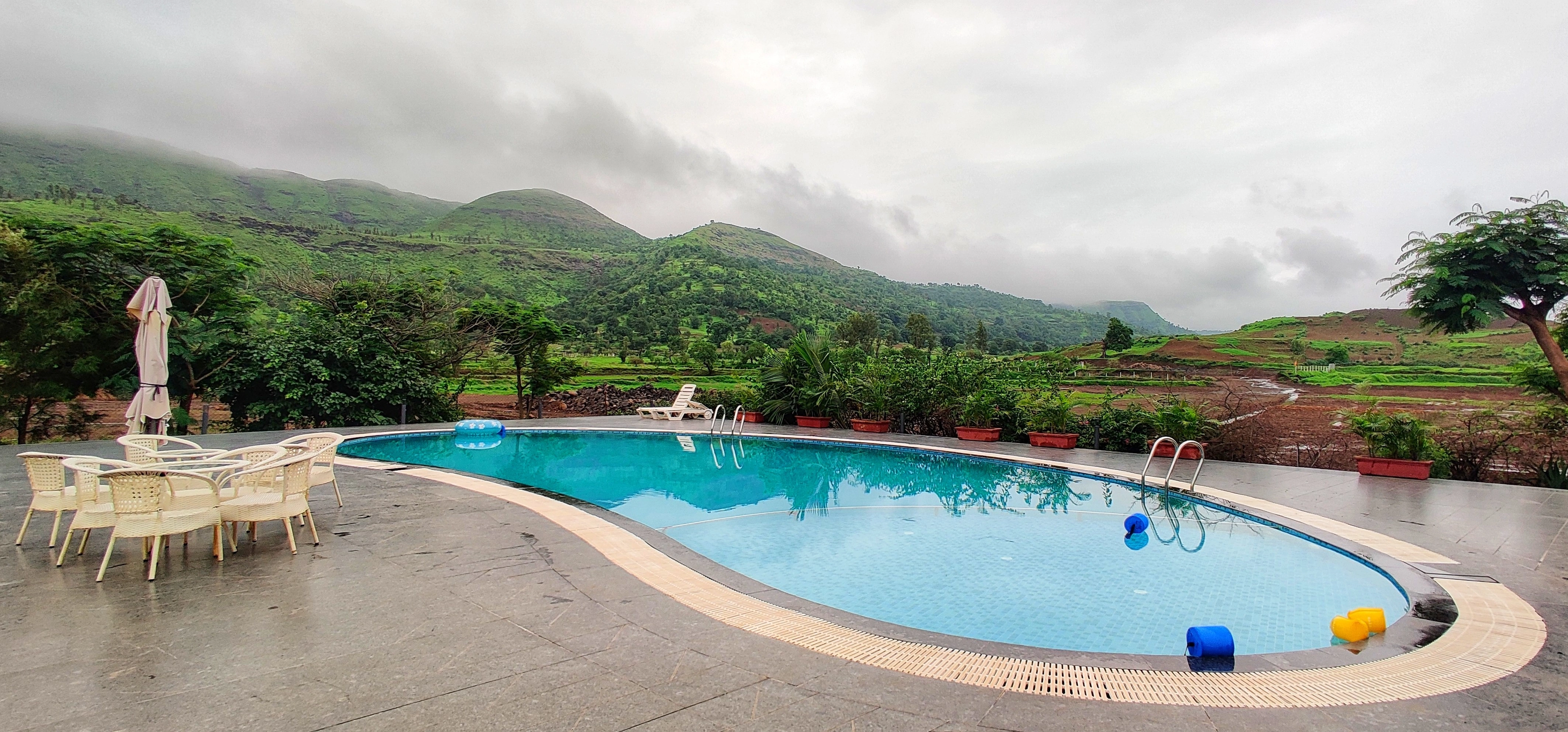 swimming_pool_resort_nashik